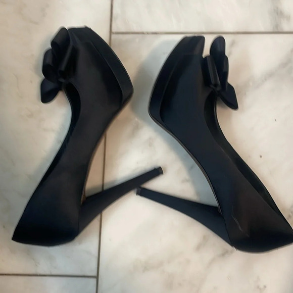 Vera Wang Lavender, size 8.5, black high heel bow  tie peep toe designer formal - Picture 6 of 10